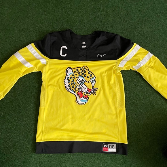 Nike Other - Nike SB yellow hockey jersey